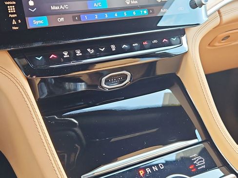 New 2026 Jeep Grand Cherokee Summit image 25