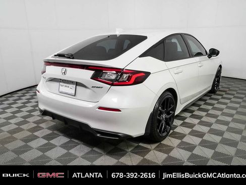 Used 2025 Honda Civic Sport image 3