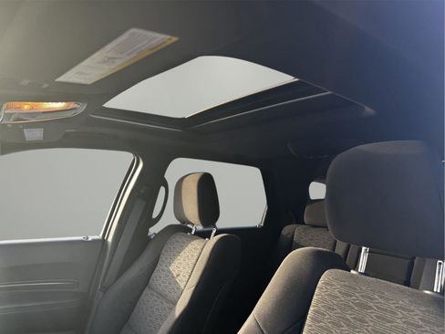 Used 2024 Dodge Durango SXT w/ SXT Blacktop Group image 24