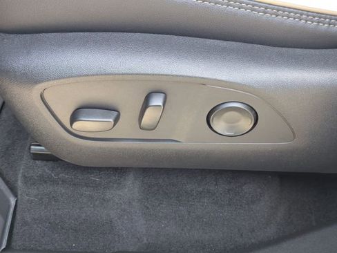 New 2026 Chevrolet Traverse High Country image 12