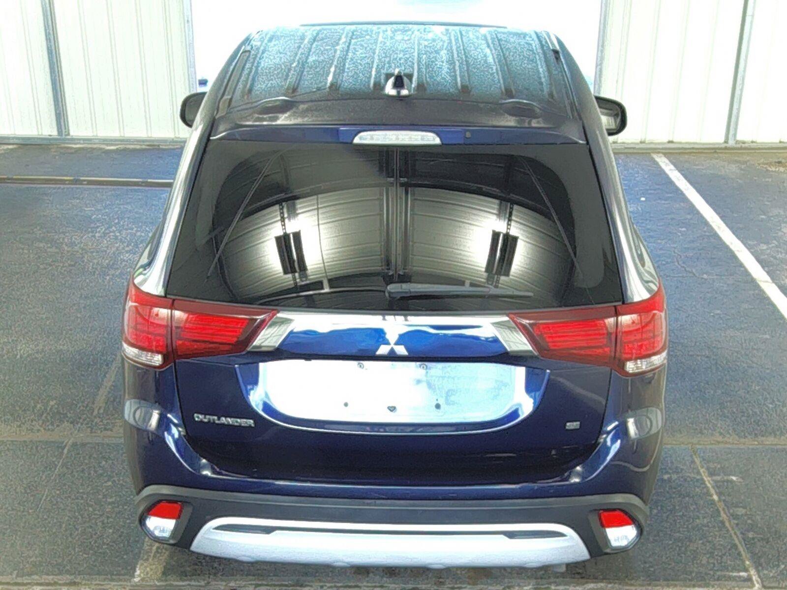 Used 2020 Mitsubishi Outlander FWD image 5