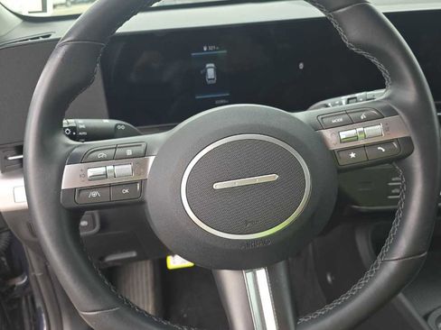 Used 2025 Hyundai Kona SEL image 9