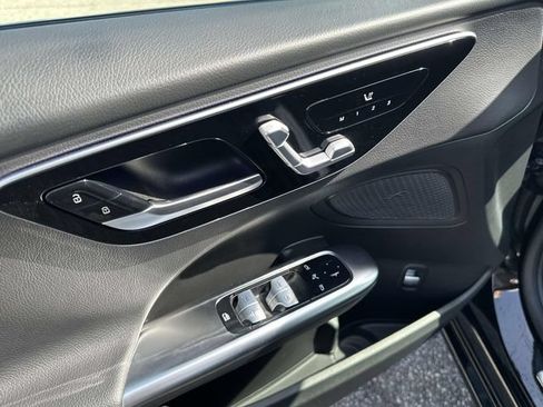 Used 2024 Mercedes-Benz C 300 4MATIC Sedan image 24