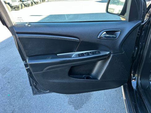 Used 2017 Dodge Journey Crossroad image 15