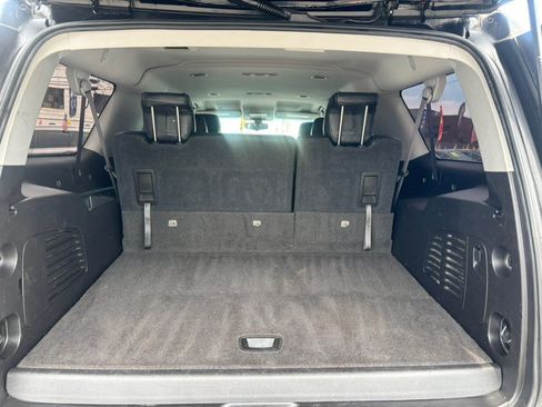 Used 2017 Chevrolet Suburban LS AWD/4WD image 10