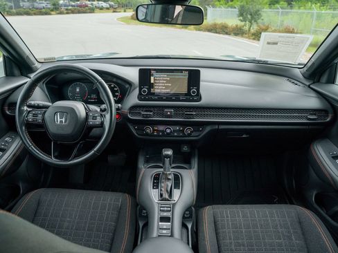 Used 2023 Honda HR-V Sport image 23