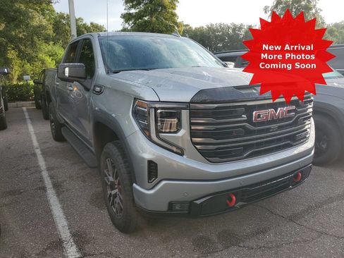 Used 2025 GMC Sierra 1500 AT4 w/ AT4 Premium Package AWD/4WD image 1