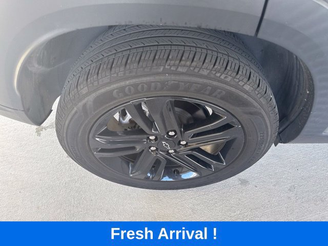 Used 2024 Chevrolet Trax ACTIV w/ Sunroof Package FWD image 24
