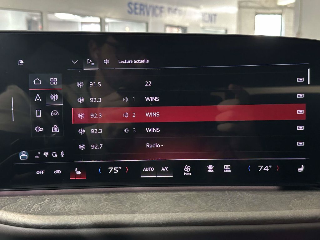 Used 2025 Audi Q5 Premium w/ Convenience Package AWD/4WD image 6