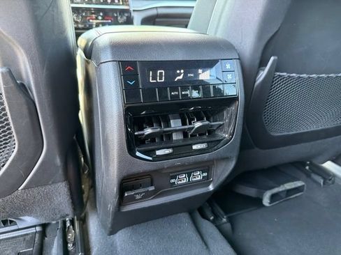 Used 2024 Jeep Grand Cherokee L Laredo AWD/4WD image 27