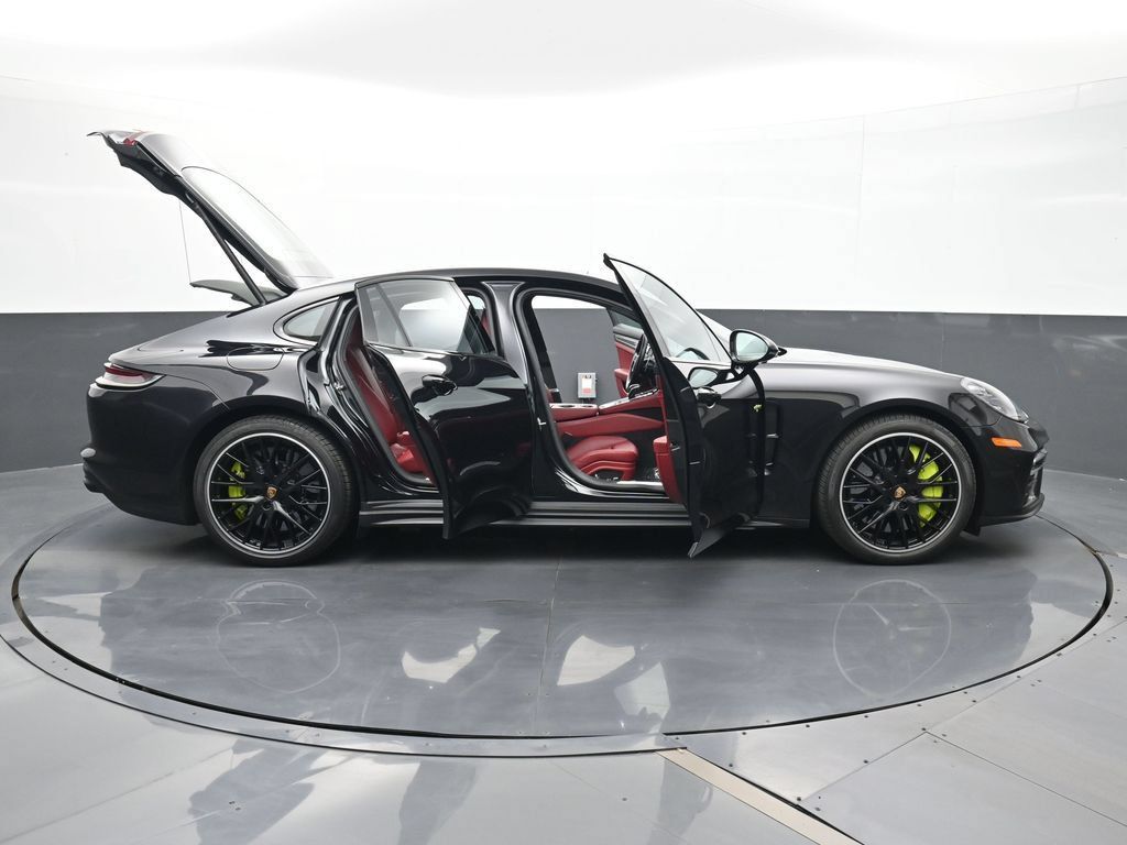 Certified 2021 Porsche Panamera Turbo S AWD/4WD image 34