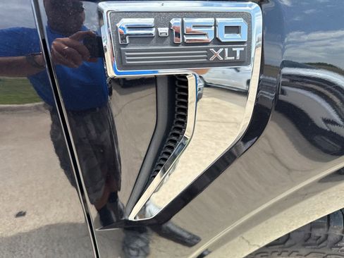 Used 2022 Ford F150 XLT w/ Equipment Group 302A High AWD/4WD image 17
