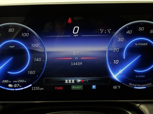 Used 2023 Mercedes-Benz EQE 500 4MATIC Sedan image 41