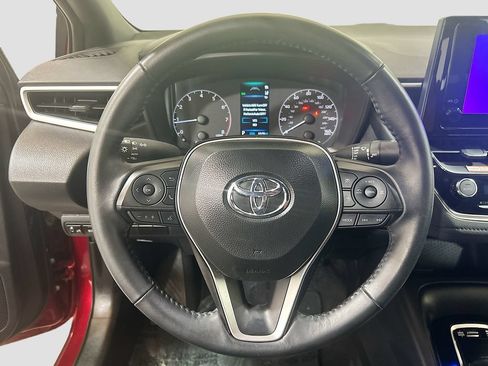 Used 2025 Toyota Corolla SE FWD image 9