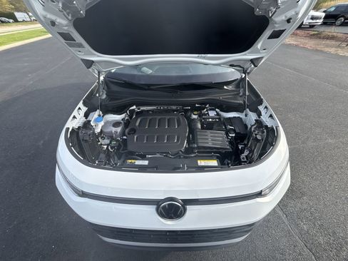 New 2026 Volkswagen Tiguan SE AWD/4WD image 26