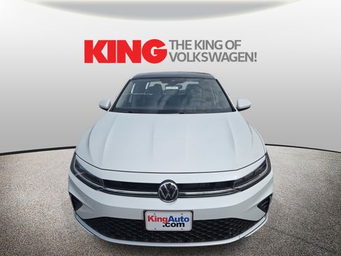 New 2026 Volkswagen Jetta SE image 9