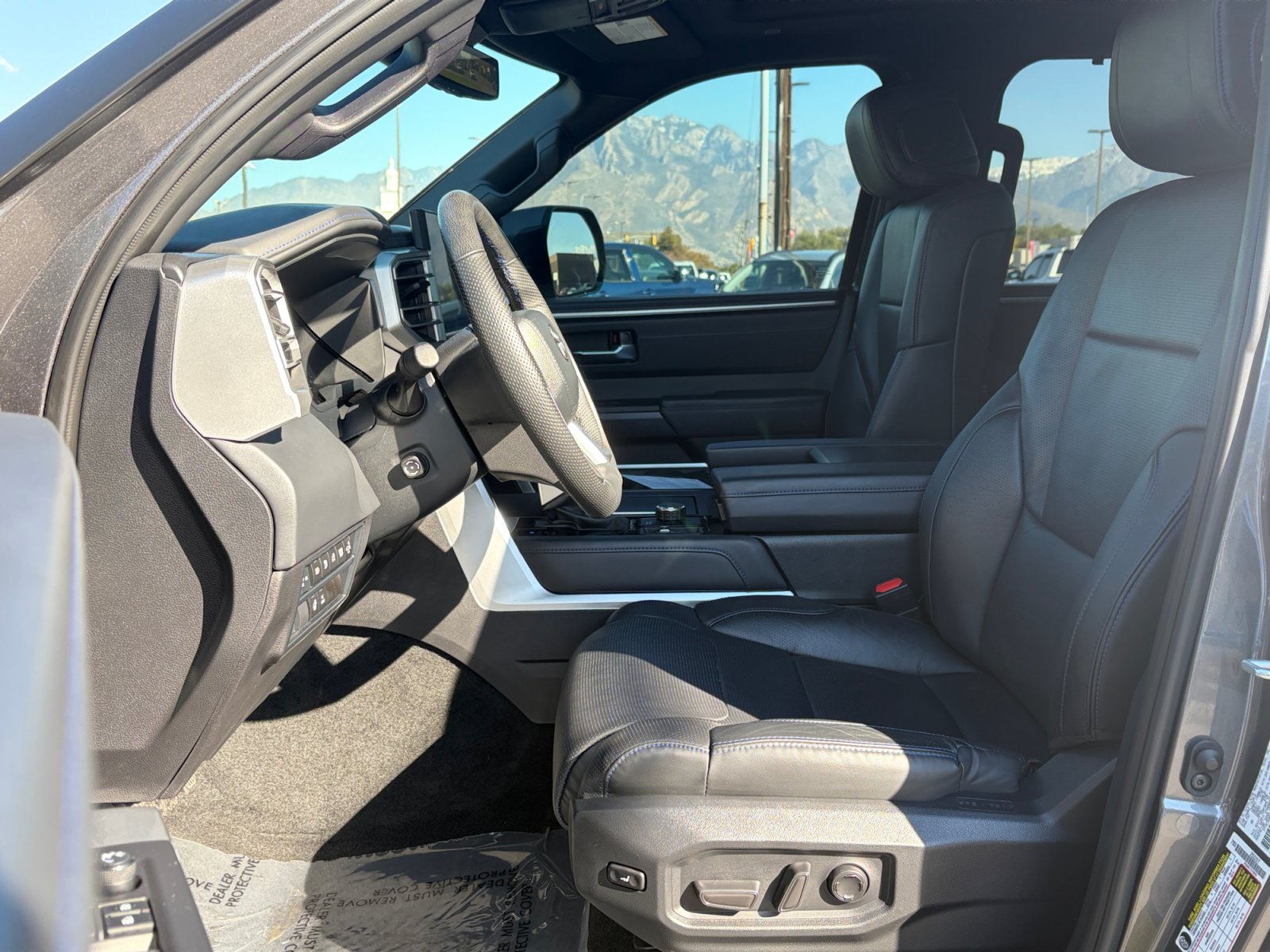 Used 2024 Toyota Tundra Platinum AWD/4WD image 11