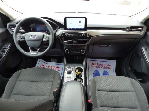 Used 2025 Ford Escape Active AWD/4WD image 31