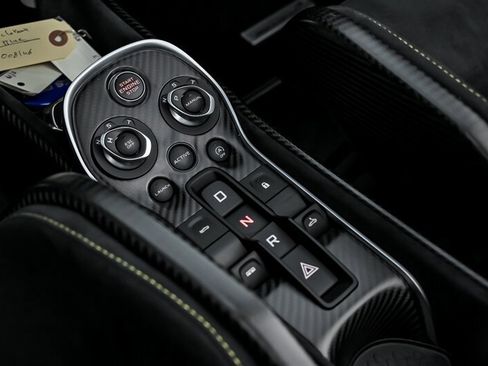 Used 2020 McLaren 600LT Spider RWD image 36