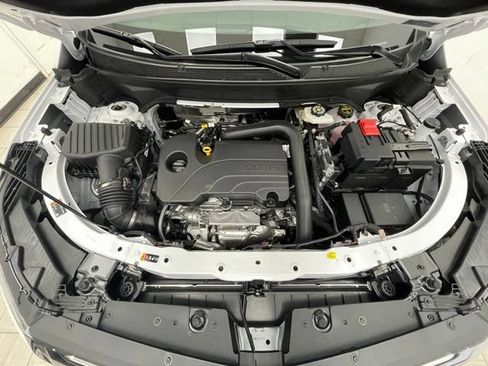 New 2026 Chevrolet Equinox LT w/ Safety and Technology Package AWD/4WD image 14