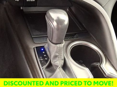 Used 2024 Toyota Camry SE image 17