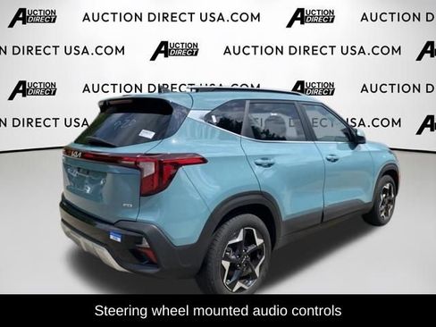 Used 2024 Kia Seltos EX AWD/4WD image 6