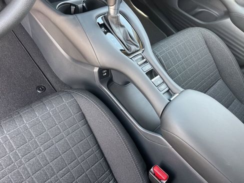New 2026 Honda HR-V LX image 11