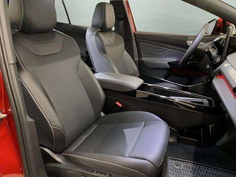 Used 2024 Volkswagen ID.4 S image 83