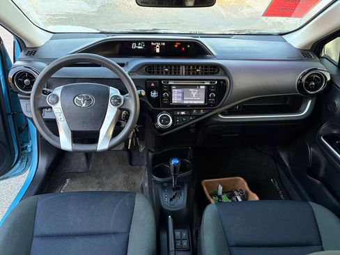 Used 2015 Toyota Prius C Four image 8