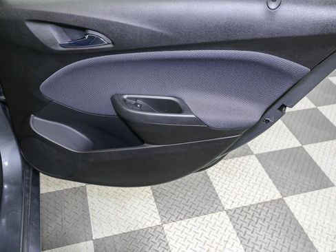 Used 2019 Chevrolet Cruze LT FWD image 20