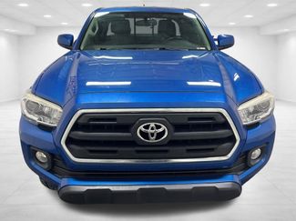 Used 2017 Toyota Tacoma SR5 video 2