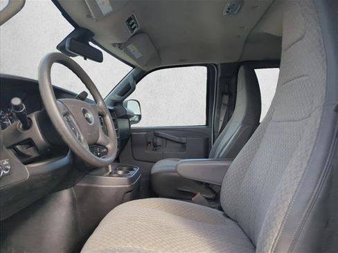 Used 2019 Chevrolet Express 3500 LT w/ LT Preferred Equipment Group image 9