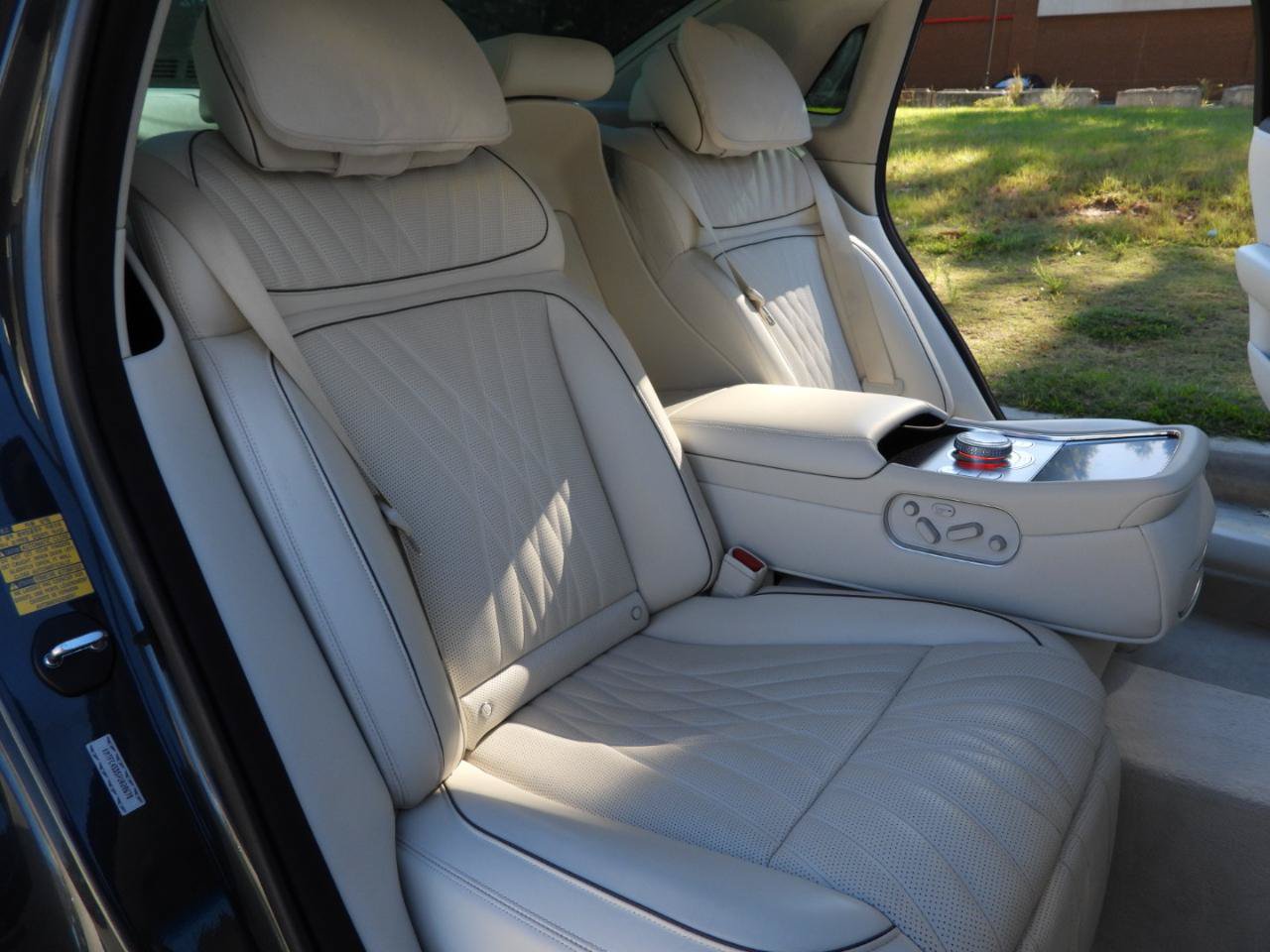 Used 2023 Genesis G90 3.5T AWD/4WD image 70