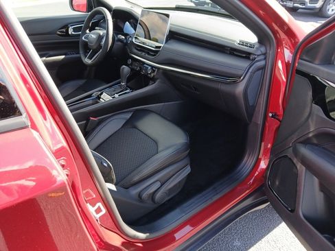 New 2026 Jeep Compass Latitude image 33