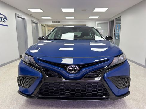 Used 2023 Toyota Camry SE w/ Convenience Package AWD/4WD image 6