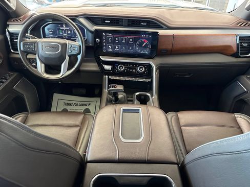 Used 2022 GMC Sierra 1500 Denali AWD/4WD image 24