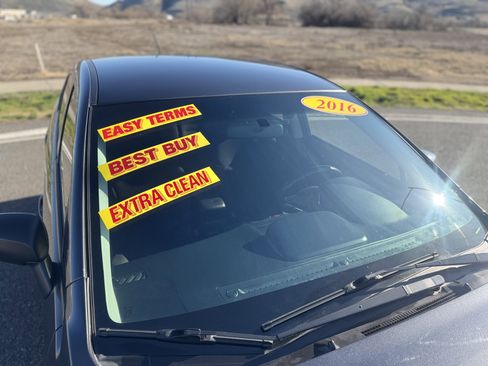 Used 2016 Subaru Impreza 2.0i image 4