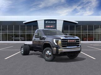 New 2025 GMC Sierra 3500 SLE w/ SLE Convenience Package video 1