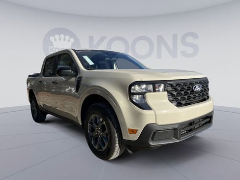 New 2025 Ford Maverick XLT w/ XLT Luxury Package image 10
