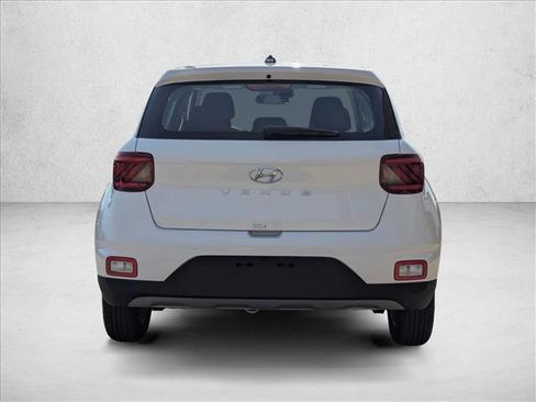 New 2026 Hyundai Venue SE image 8