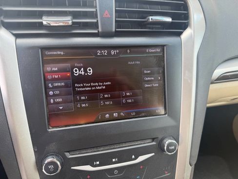 Used 2013 Ford Fusion SE image 21