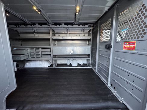 Used 2019 Chevrolet Express 2500 image 12