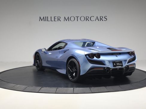 Certified 2021 Ferrari F8 Tributo RWD image 37