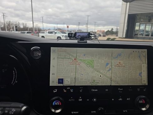 Used 2023 Lexus RX 350 Premium Plus w/ Cold Area Package image 4