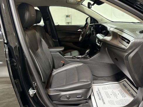 Used 2024 Buick Encore GX Avenir w/ Avenir Technology Package image 21