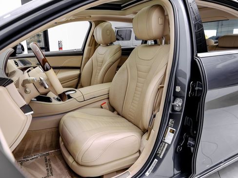 Used 2019 Mercedes-Benz S 560 4MATIC Sedan image 37