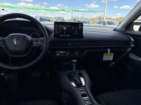 New 2026 Honda HR-V LX image 21