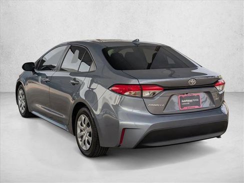 Used 2023 Toyota Corolla LE image 8