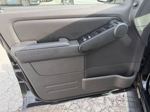 Used 2010 Ford Explorer Sport Trac Limited AWD/4WD image 15