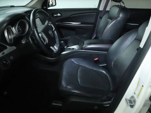 Used 2019 Dodge Journey GT AWD/4WD image 18